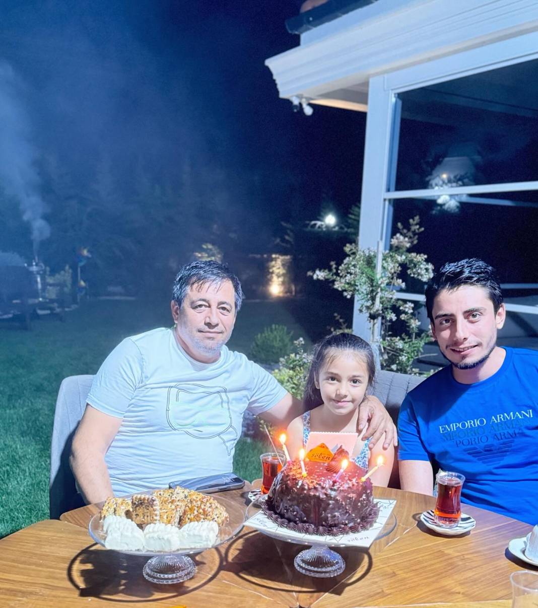 Emre Bey yeni yaşını kutladı 1